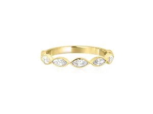 0.61cts DVVS2 Marquise Lab Diamond Yellow Gold Ring
