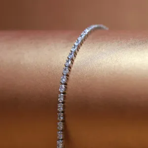 18ct White Gold Diamond Tennis Bracelet with Oval Brilliant Cut Diamonds