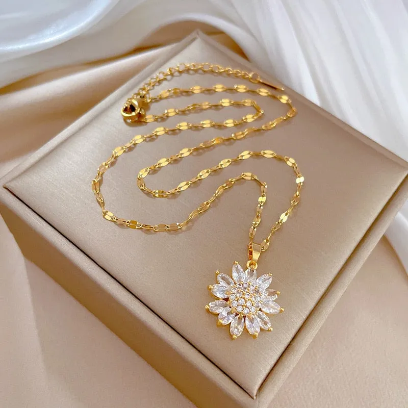 316L Stainless Steel Luxury Zircon Flower Pendant Necklace For Women