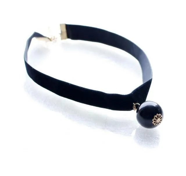 90's Women Black Velvet Choker Necklace Gothic Handmade Retro Burlesque Jewelry