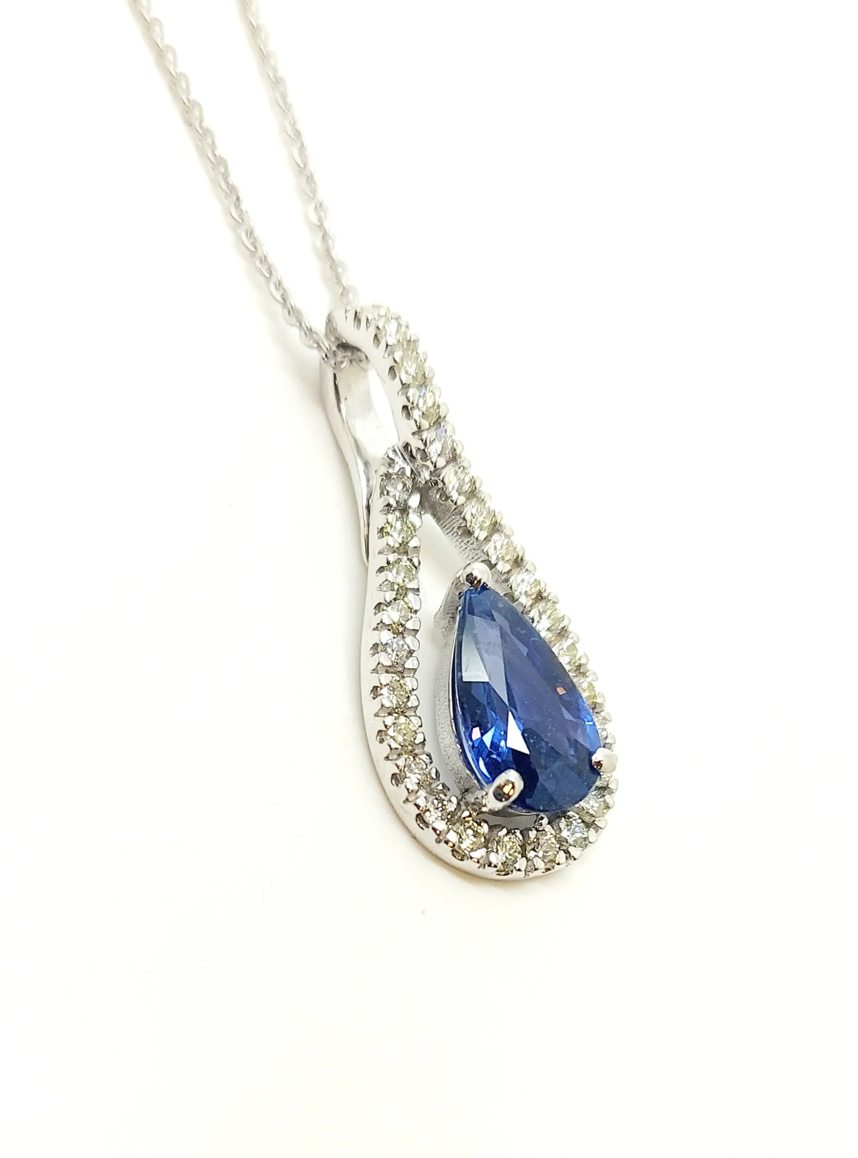 Blue Sapphire and Diamond Enhancer