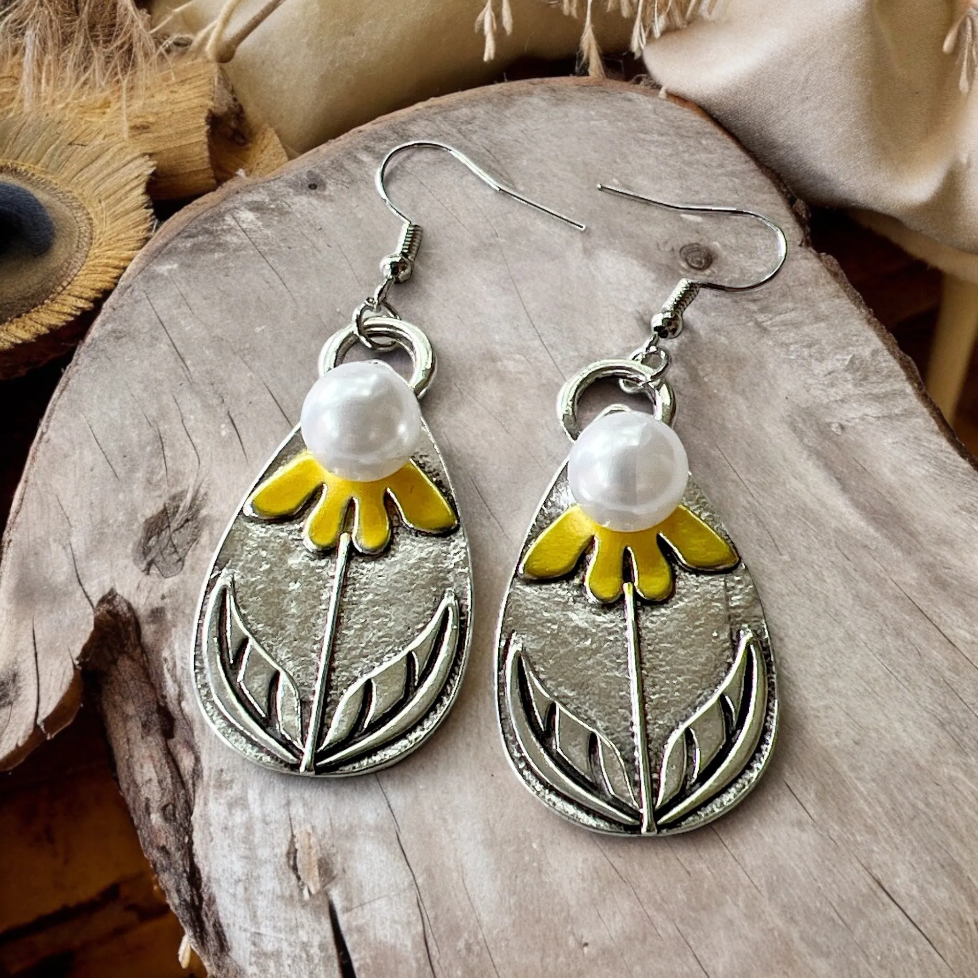 Boho Silver & Pearl Flower Earrings: Elegant & Chic Accessories