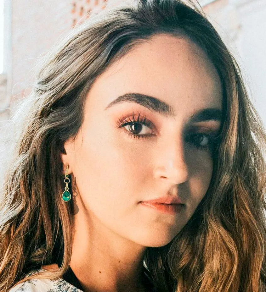 Dainty Green Onyx Drop Earrings: Chic Green & Gold Earrings