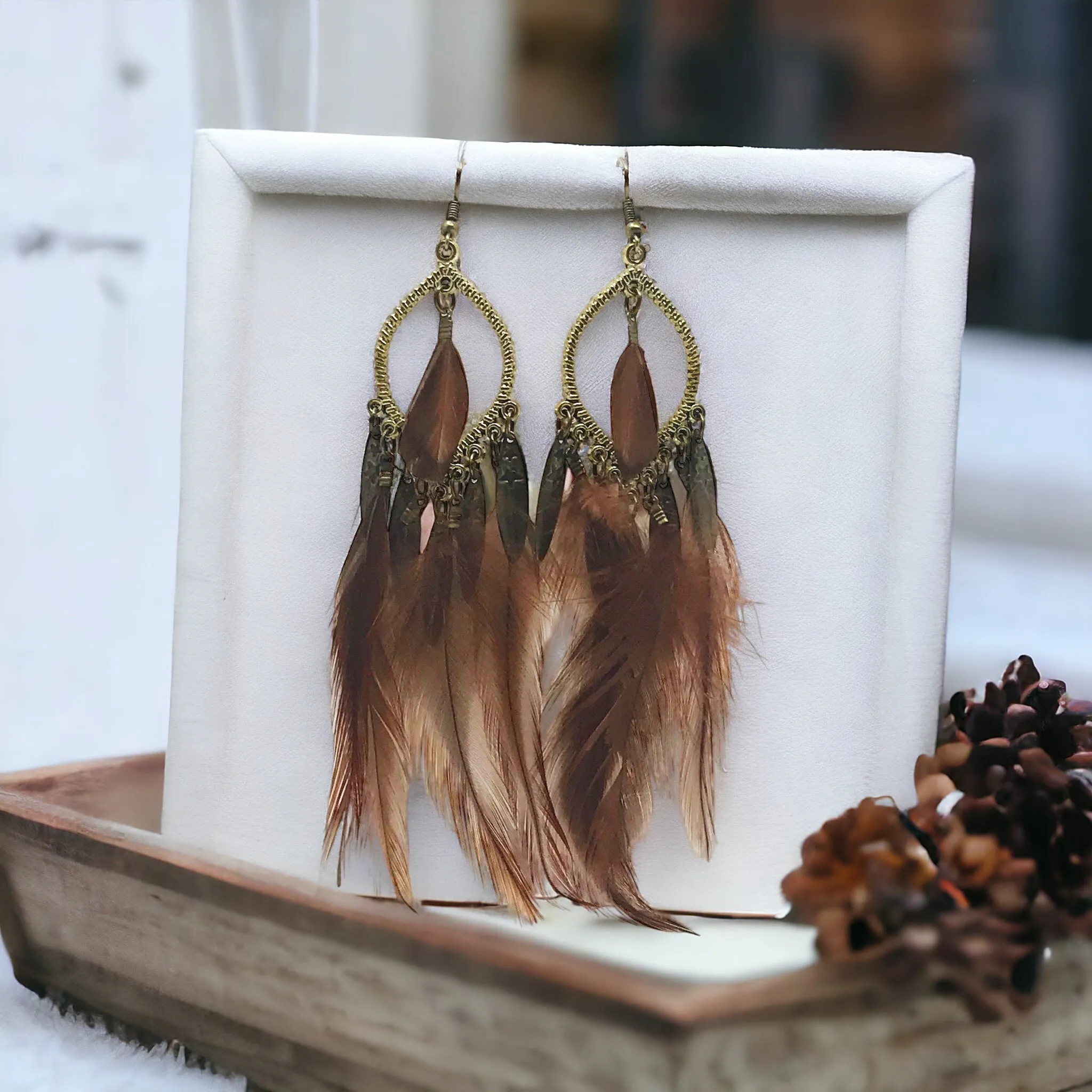 Dark Brown Feather Dangle Earrings: Boho-Chic Accessories for Nature-Inspired Style