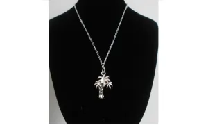 Fashion Plant Pendant Necklace