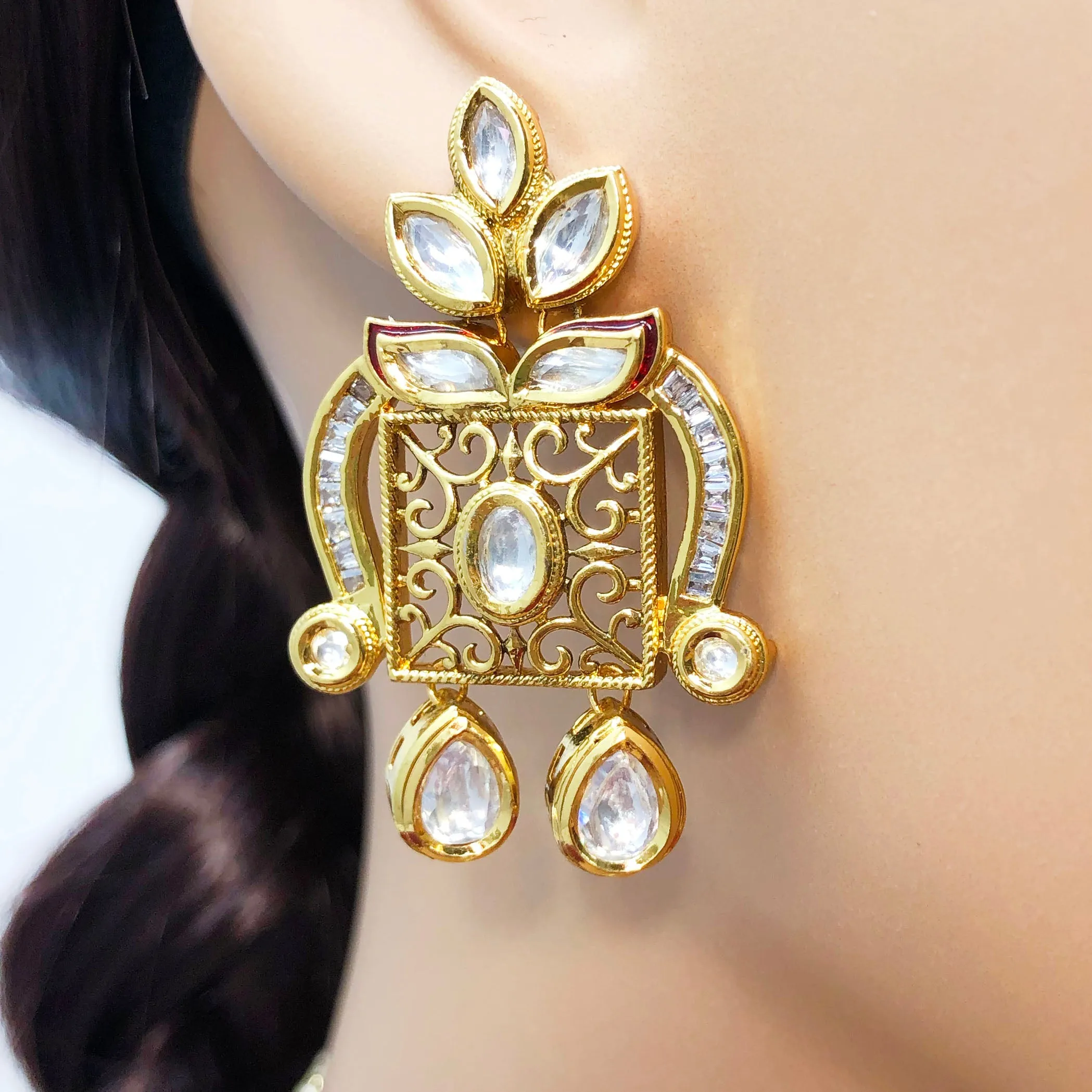 Gold Plated Pandent Beaded Kundan Set (D955)