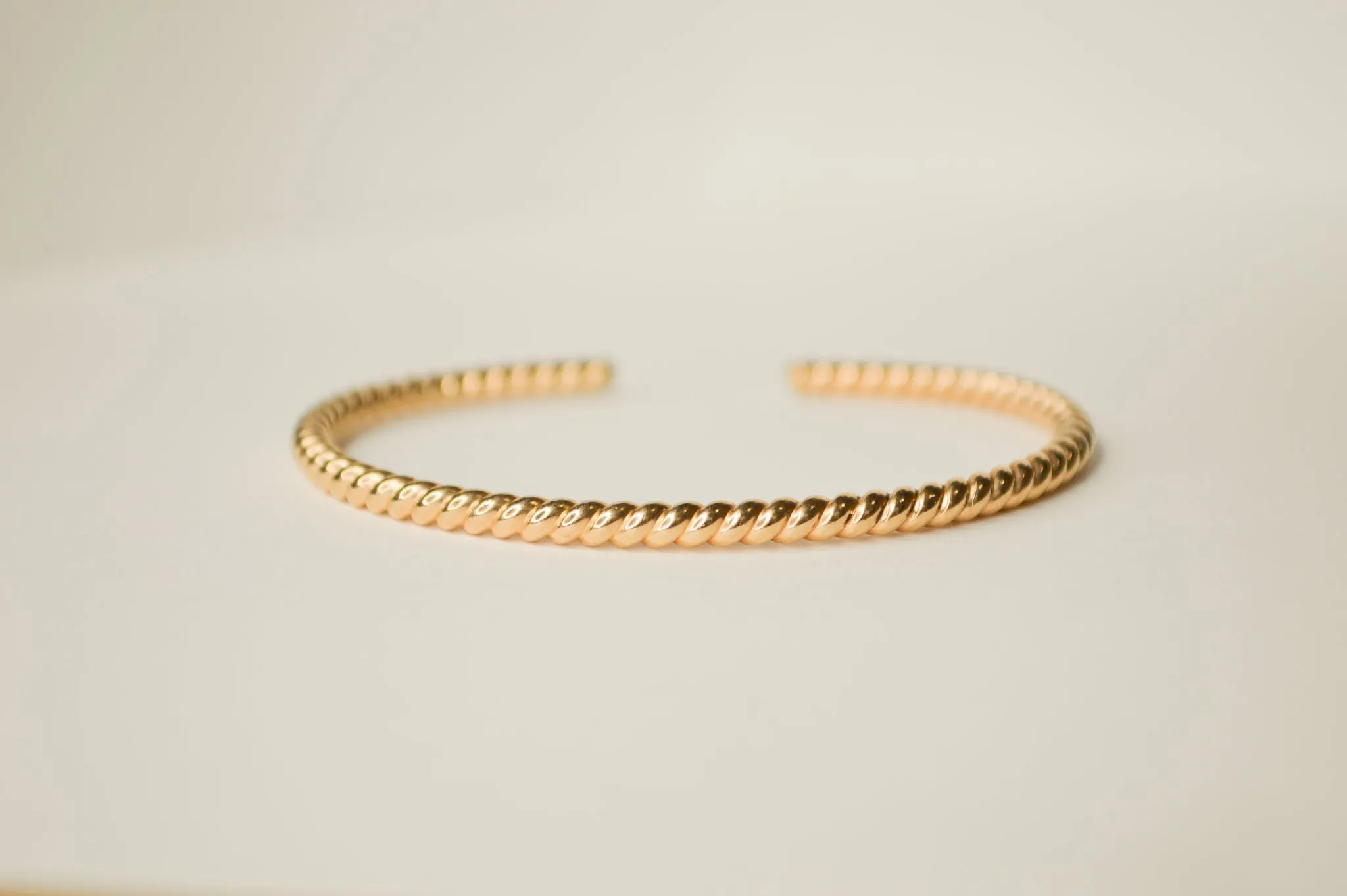Gold Venice Cuff Bracelet - Syd Squared