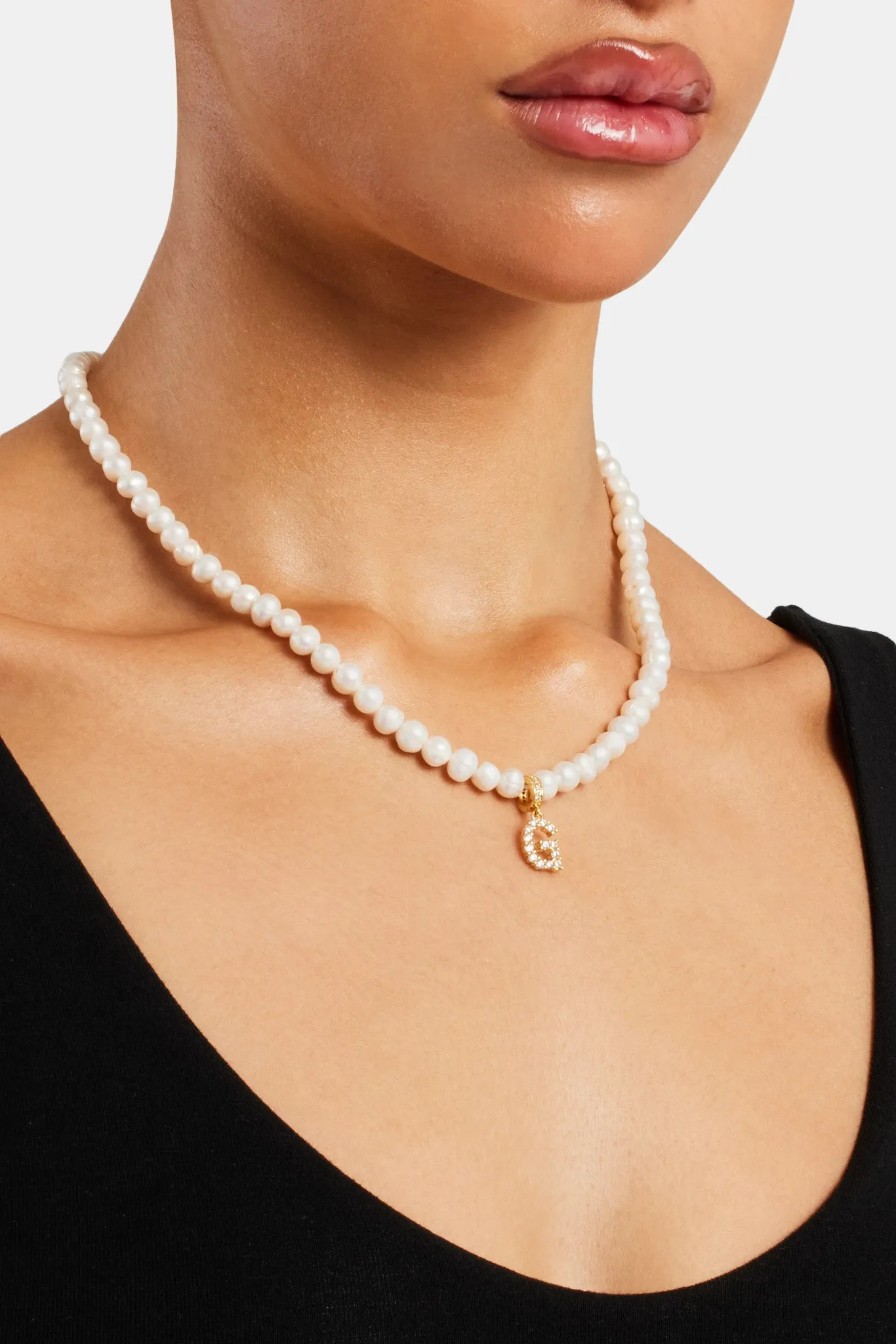 Iced Initial Clip On Pendant   6mm Pearl Chain