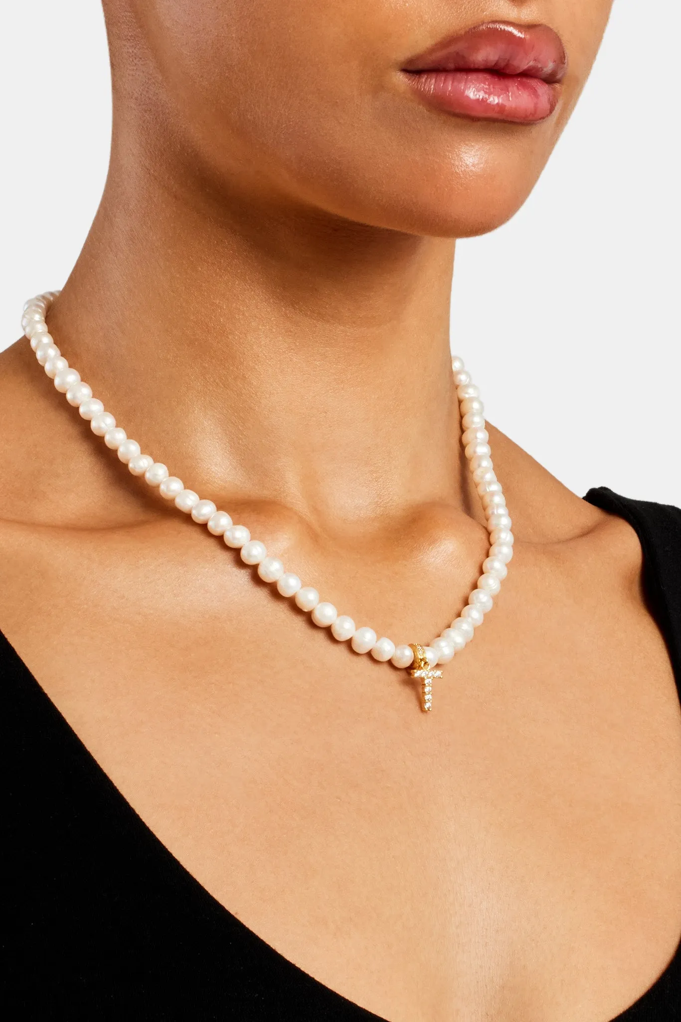 Iced Initial Clip On Pendant   6mm Pearl Chain