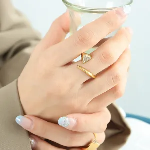 Nina Geometric Zirconia Ring