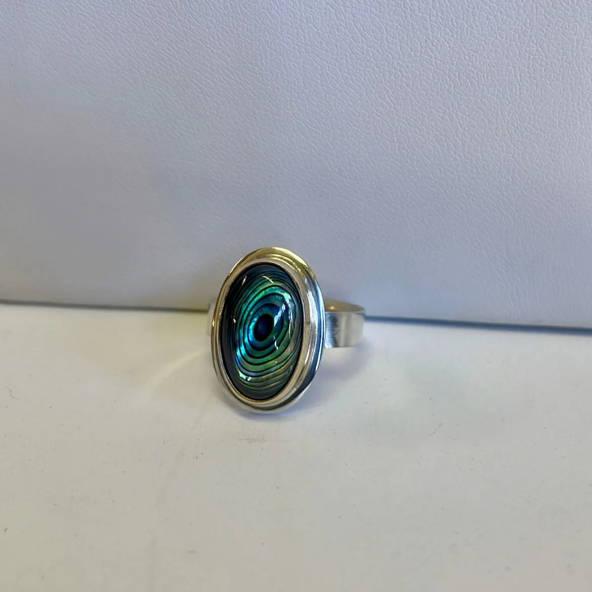 Oval Abalone ring