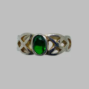 ~Ring: Sterling Silver Green Stone