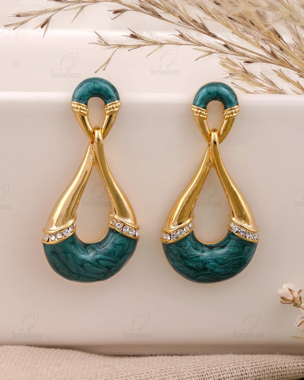Saylor Fashionable Dangler