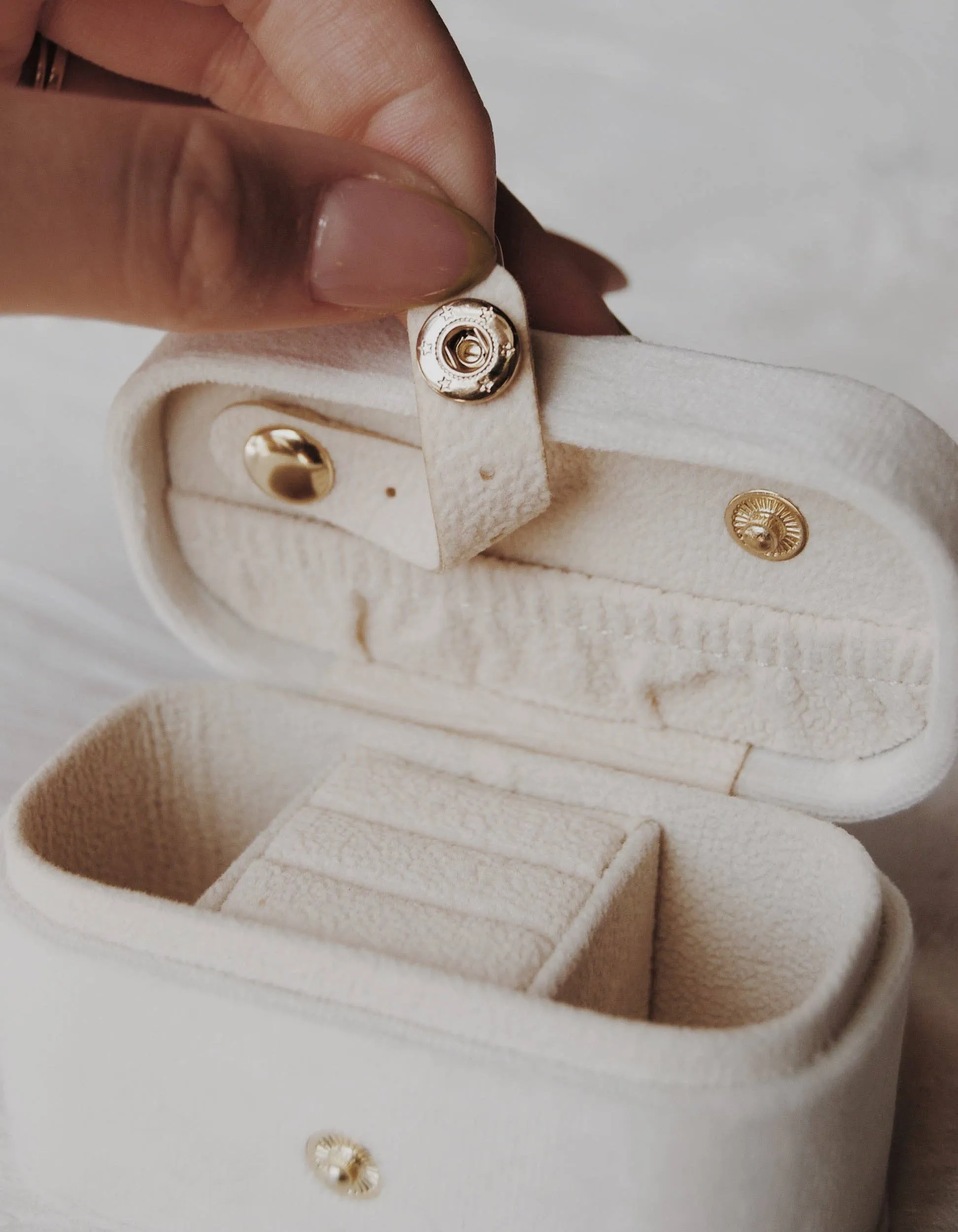Sidekick Jewelry Box in Peony