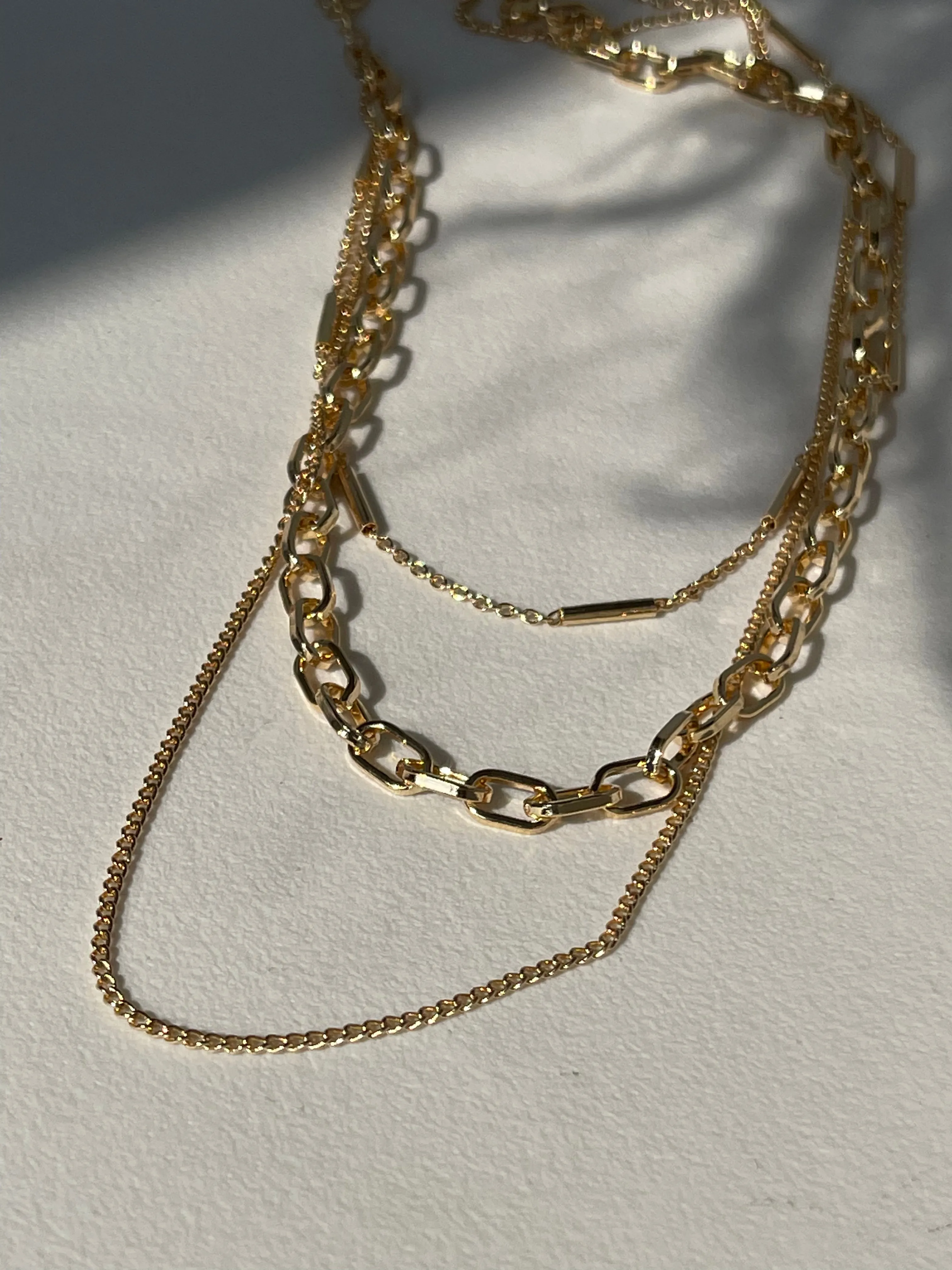 Sonia Tri Link Chain Layered Bar Necklace In Gold