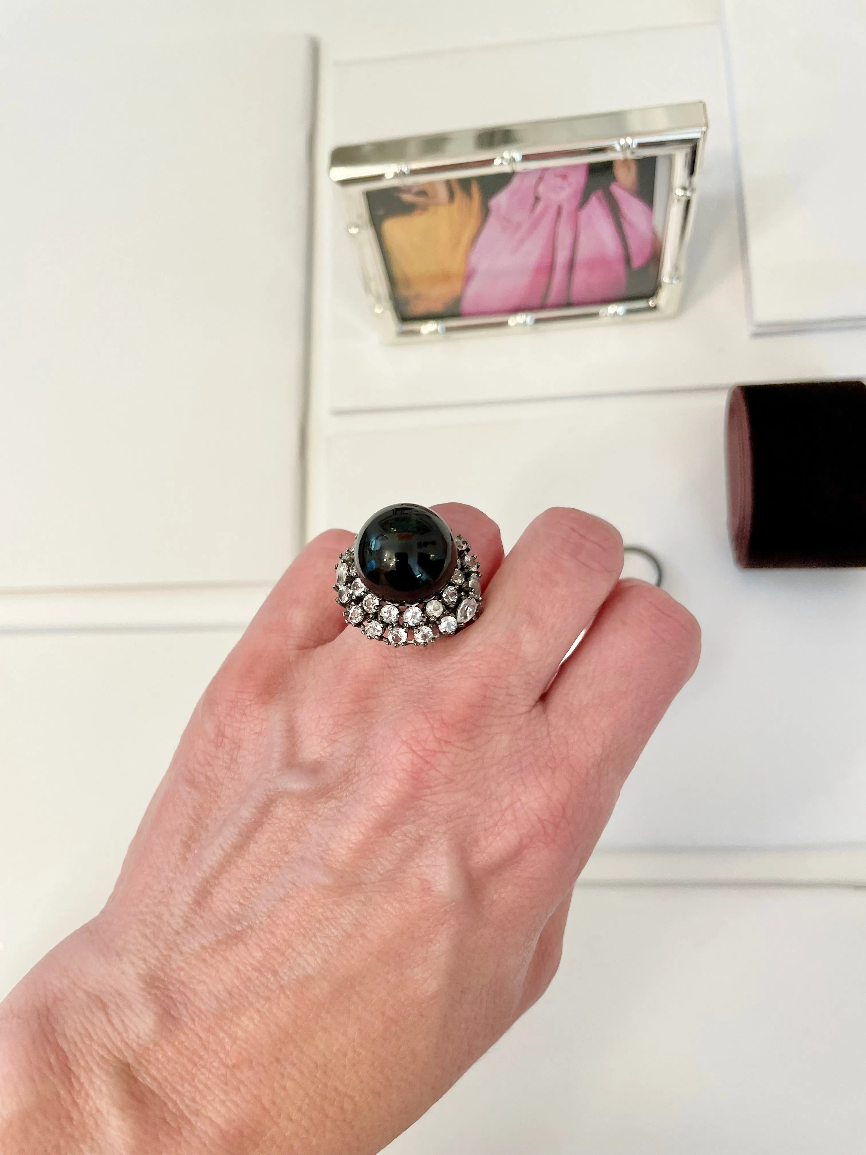 The most extraordinary faux onyx cocktail ring..... so chic