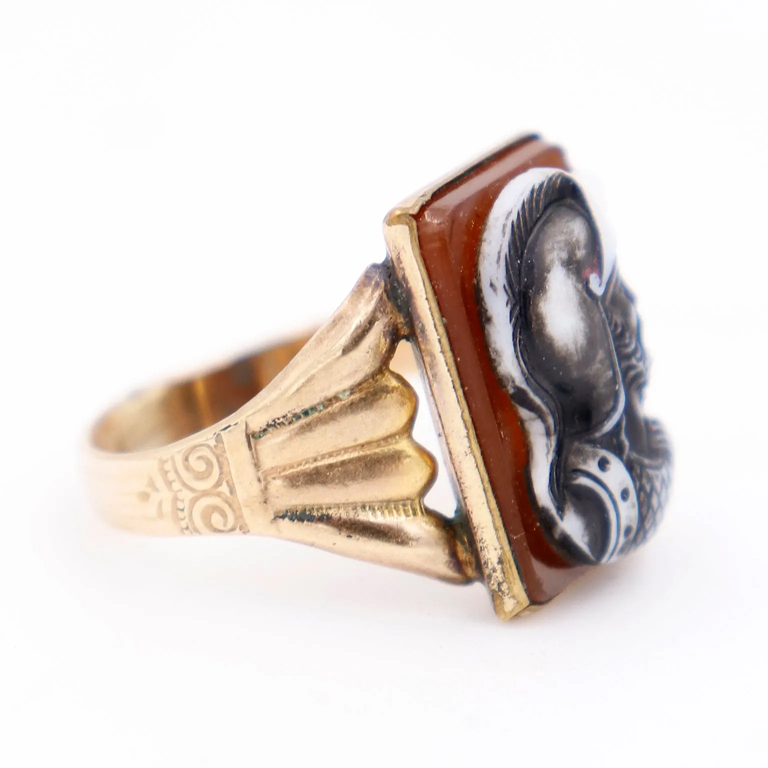 Victorian Black & White Double Cameo Roman Soldier Carnelian 10k Gold Ring