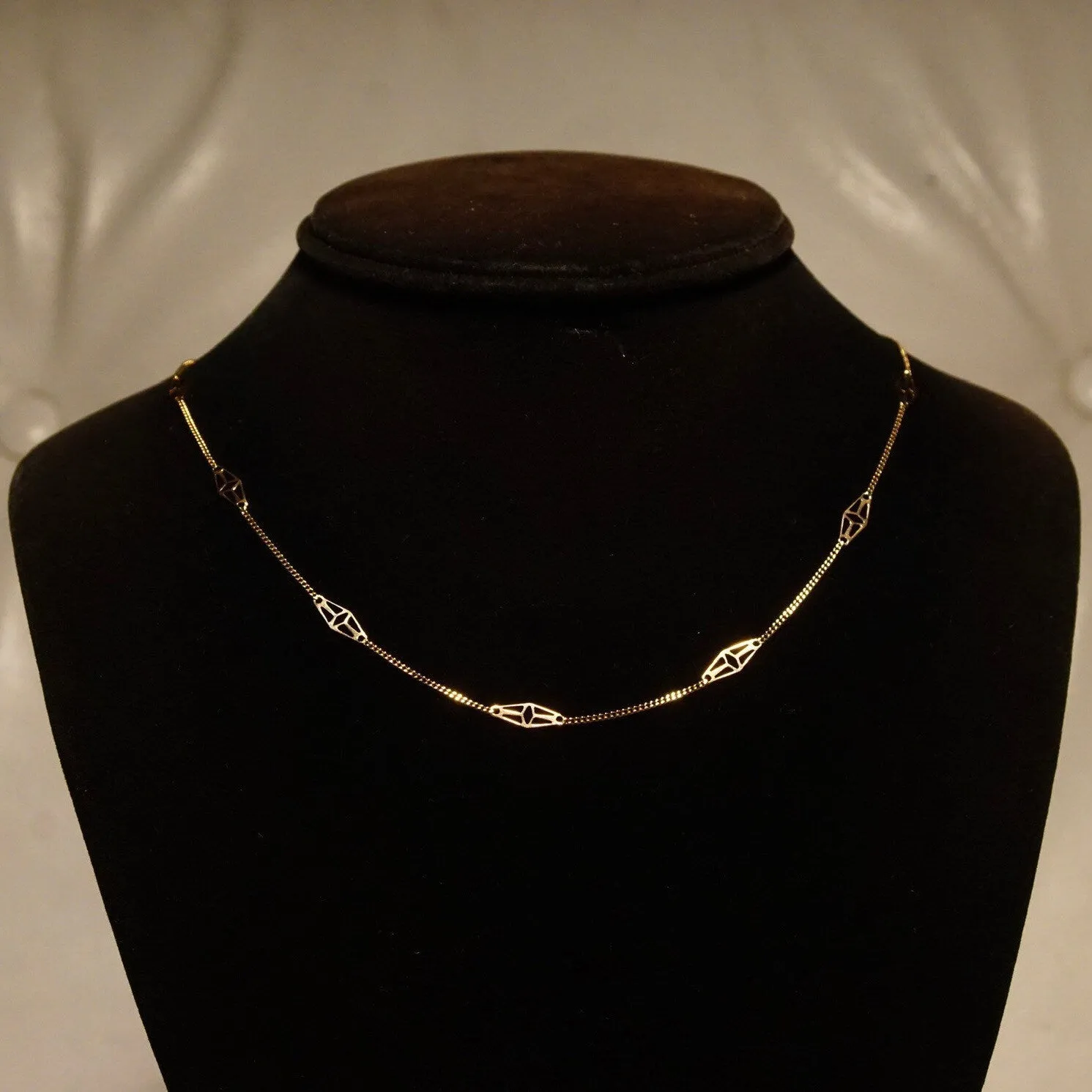 Vintage Italian 14K Gold Filigree Station Necklace, Elegant Yellow Gold Chain, Feminine Gold Chain, 585 Jewelry, 18 1/4" L