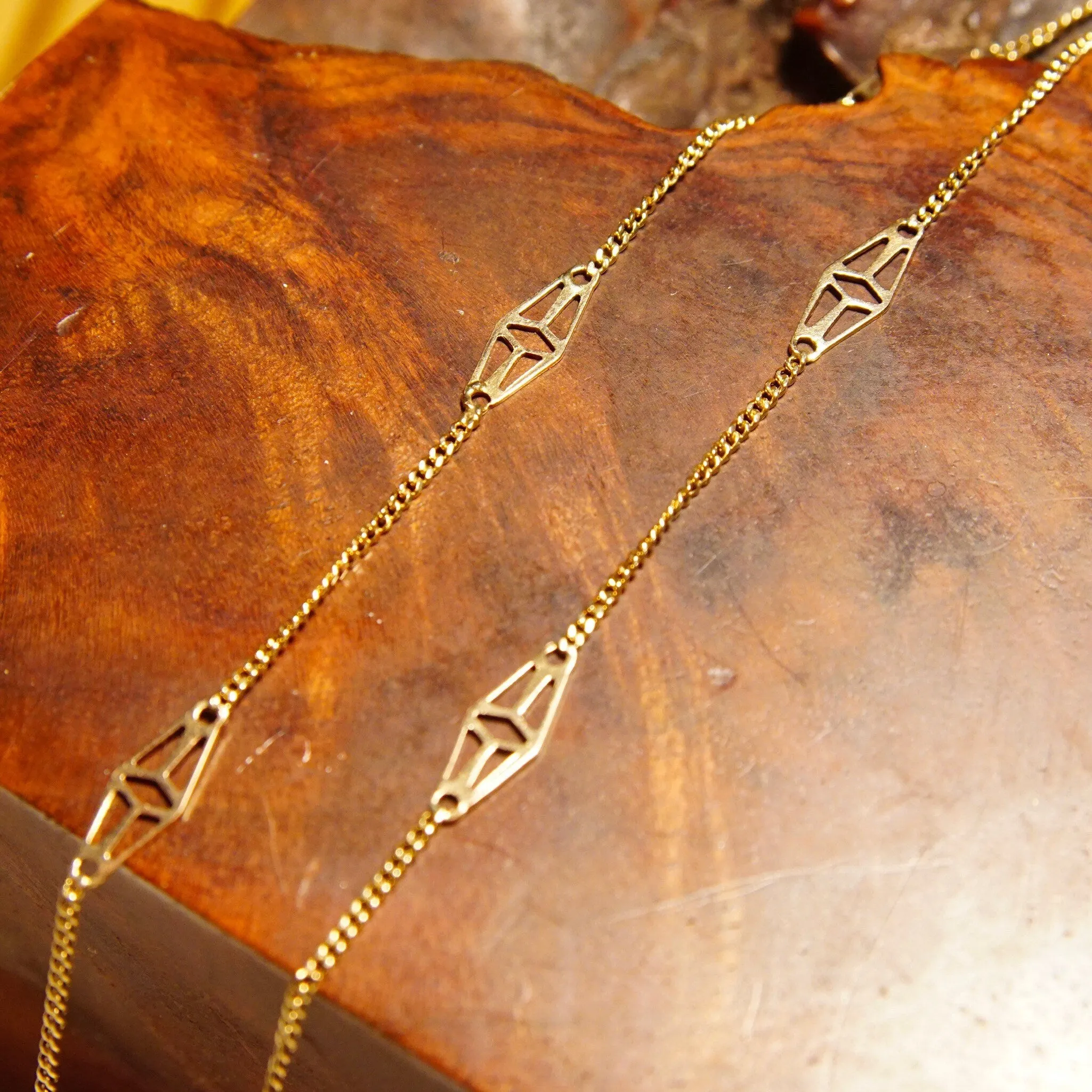 Vintage Italian 14K Gold Filigree Station Necklace, Elegant Yellow Gold Chain, Feminine Gold Chain, 585 Jewelry, 18 1/4" L