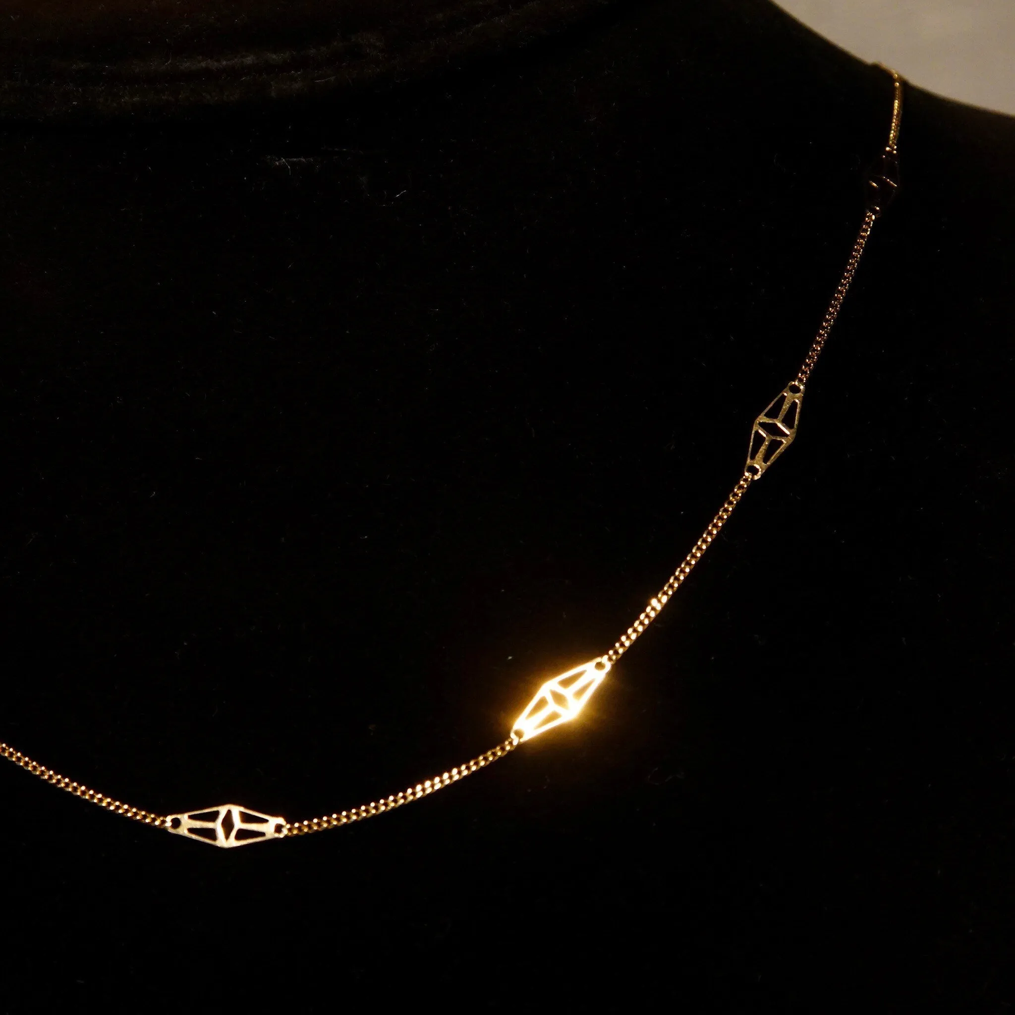 Vintage Italian 14K Gold Filigree Station Necklace, Elegant Yellow Gold Chain, Feminine Gold Chain, 585 Jewelry, 18 1/4" L