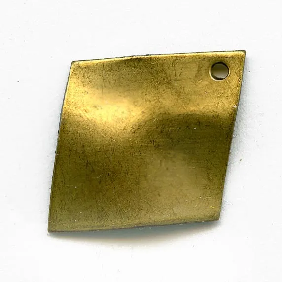 Vintage stamped brass wavy diamond pendant, 25x20mm pkg of 6. b9-0961(e)
