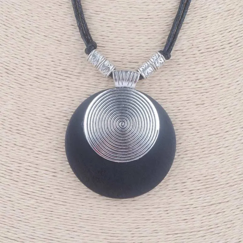 vintage woman Necklaces jewelry statement necklaces pendants alloy wooden pendant collares mujer choker necklace Long Necklace