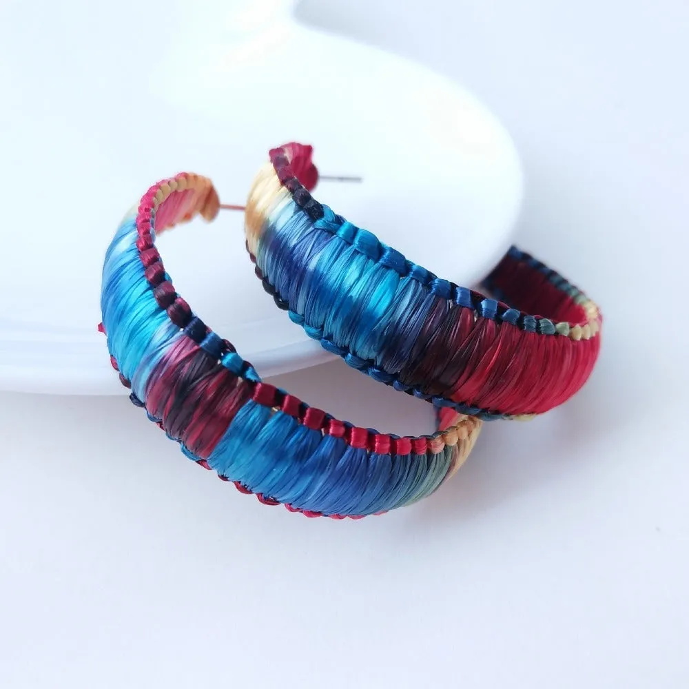 Wholesale Fashionable C-shaped Hand-woven Raffia Earrings